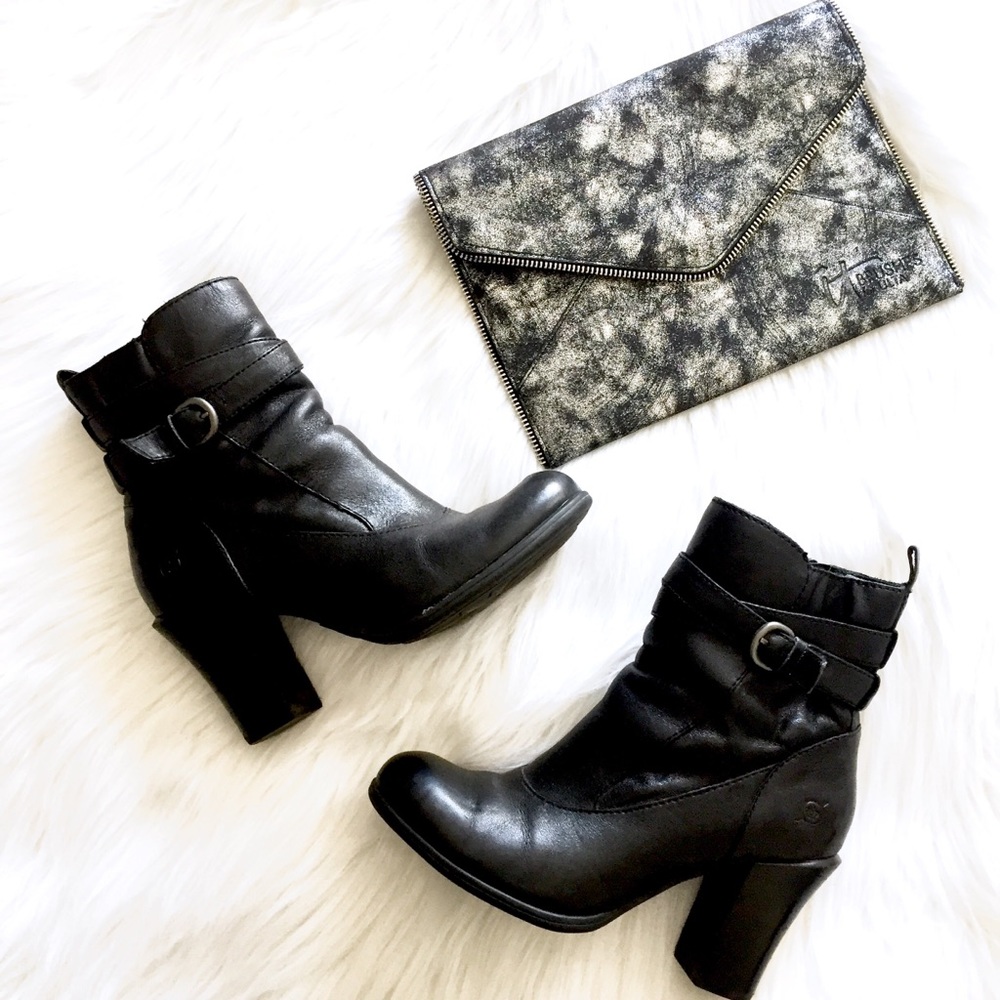BORN heeled leather ankle boots booties